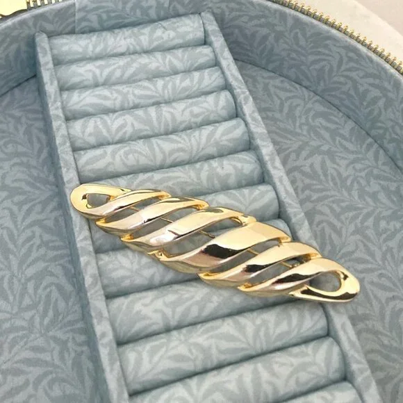 Gold Tone Brooches Bundle - Picture 3 of 6